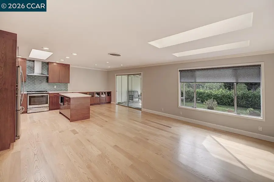 2708 Ptarmigan Dr #2, Walnut Creek, CA 94595 - Image #3