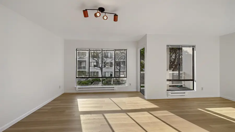 4 Anchor Drive #F331, Emeryville, CA 94608 - Image #2