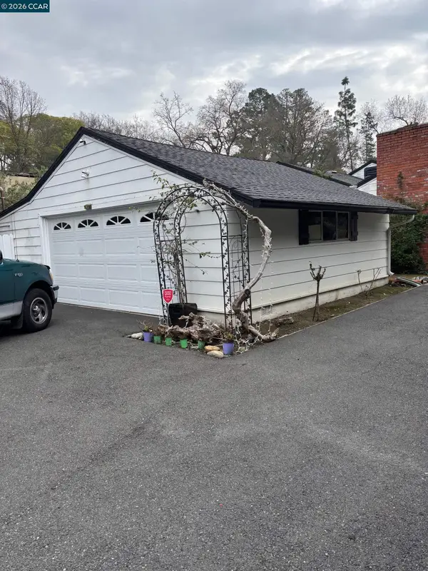 40 Oak Knoll Loop, Walnut Creek, CA 94596