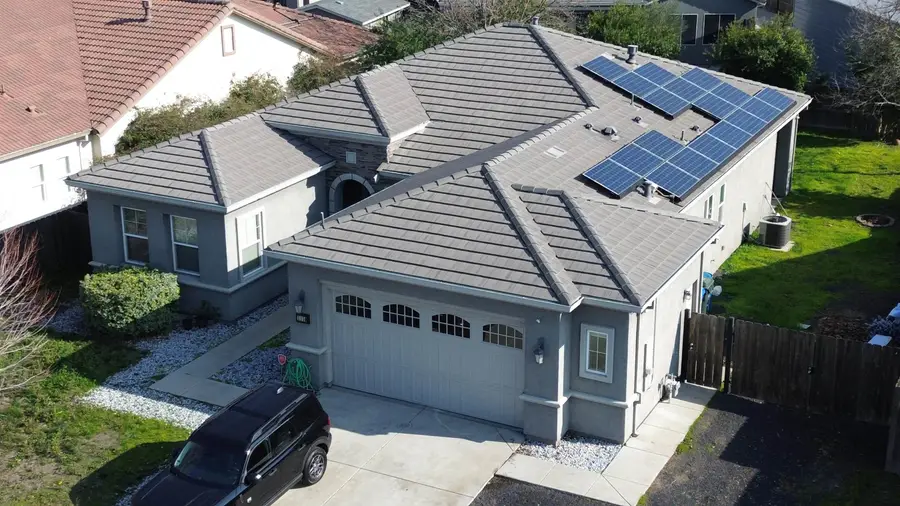 1110 Clearwater Creek Blvd, Manteca, CA 95336 - Image #3