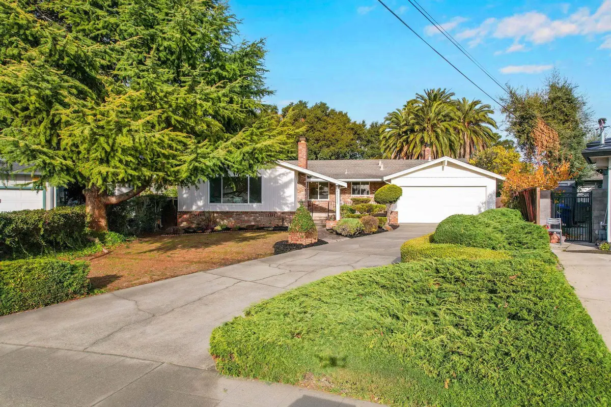 20255 Yeandle Ave, Castro Valley, CA 94546 - Image #1