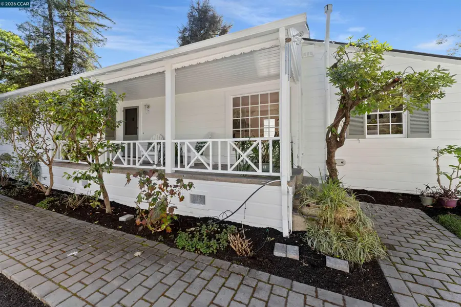 5450 Ascot Drive, Oakland, CA 94611 - Image #3