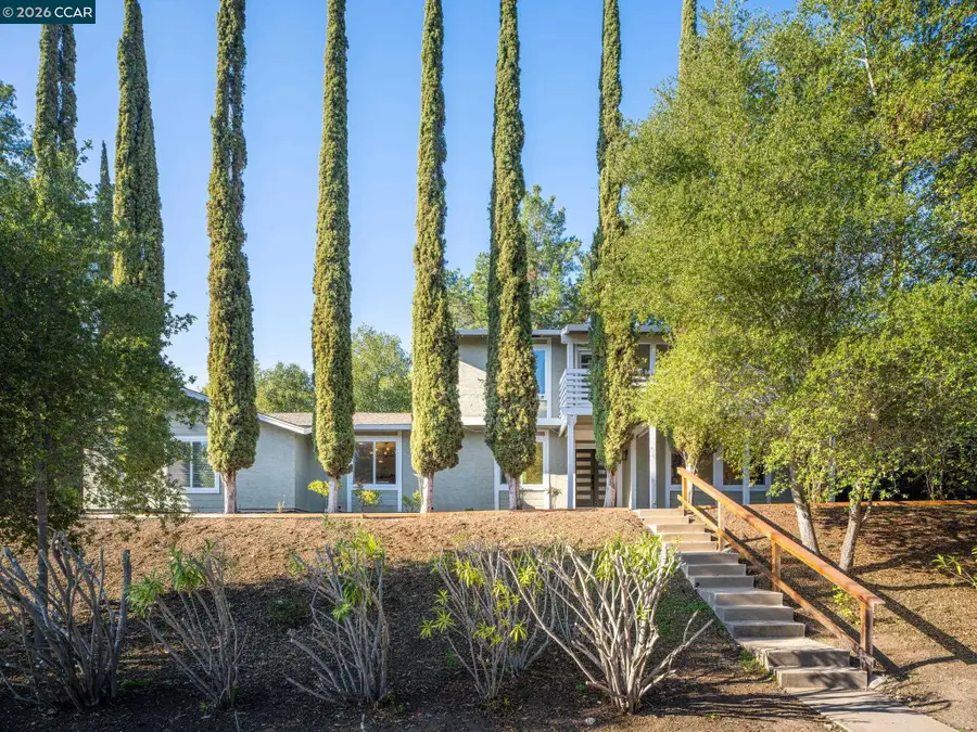 320 Miranda Ln, Alamo, CA 94507 - Image #2