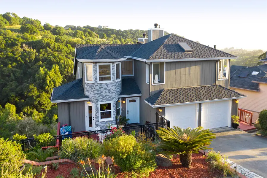 10353 Royal Oak Rd, Oakland, CA 94605 - Image #2