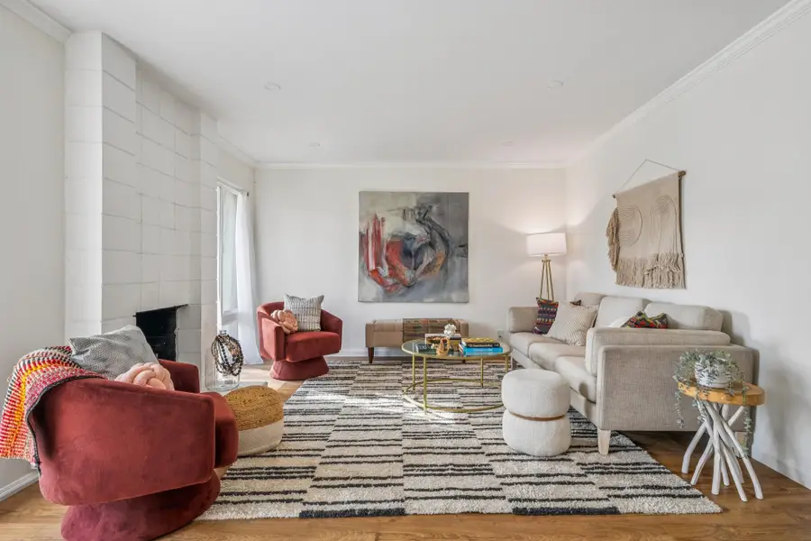 1047 Fontana Dr, Alameda, CA 94502 - Image #3