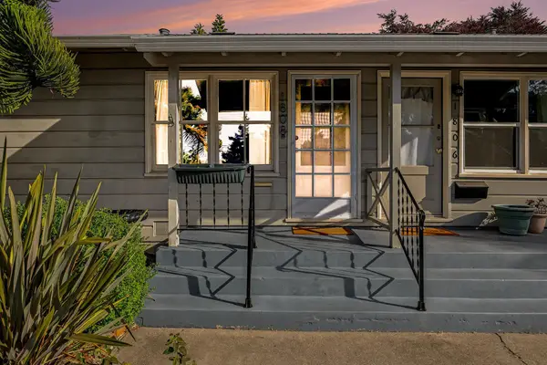 1808 Main Street, Alameda, CA 94501