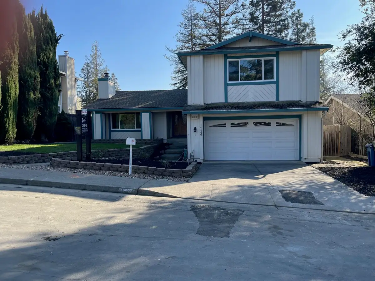 1524 Ridgewood Dr, Martinez, CA 94553 - Image #1