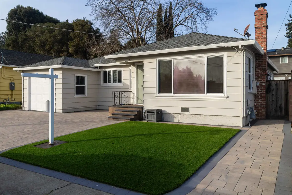 21259 Hobert St, Castro Valley, CA 94546 - Image #1