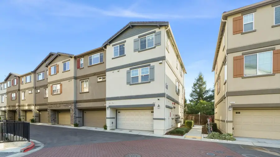 229 Spring Harvest, Hayward, CA 94544 - Image #2
