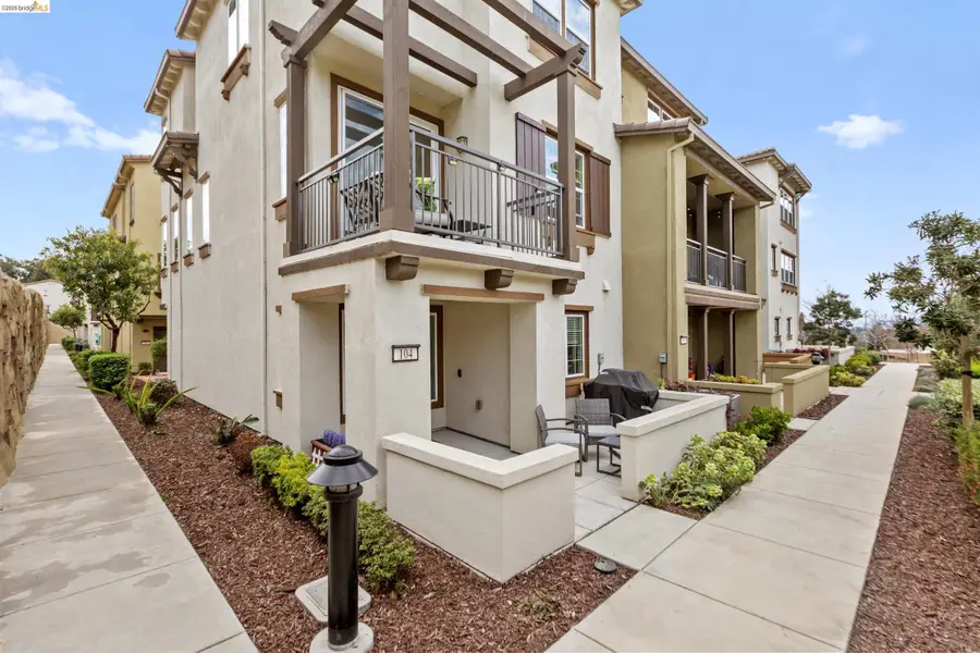 16306 Ridgehaven Dr #UNIT 104, Castro Valley, CA 94578 - #2