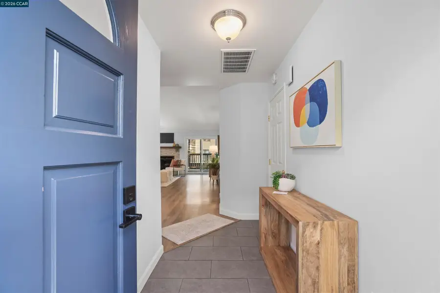 2 Donegal Way, Martinez, CA 94553 - Image #2