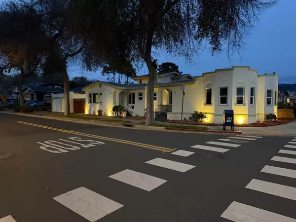 2717 Mabel St, Berkeley, CA 94702