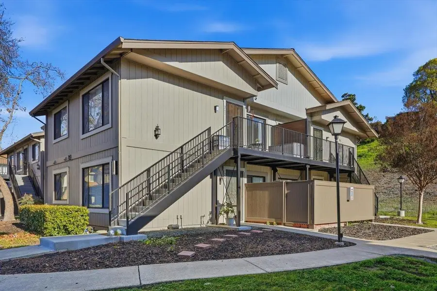 261 Famoso Plaza, Union City, CA 94587 - Image #2