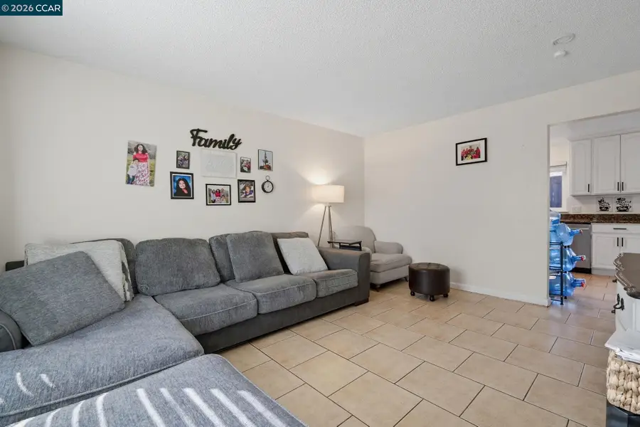 14 El Capitan Ln, Antioch, CA 94509 - Image #3