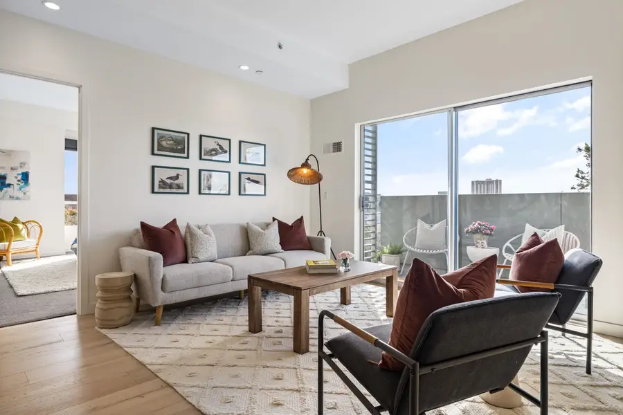 6465 San Pablo Ave #306, Oakland, CA 94608 - #2