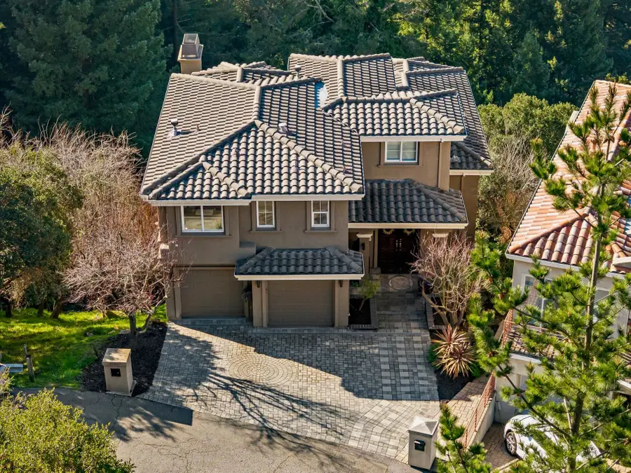 6194 Mazuela Dr, Oakland, CA 94611 - #3