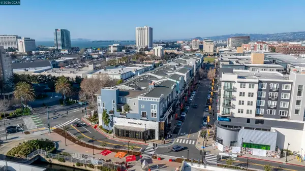 1517 Brunswig Ln, Emeryville, CA 94608