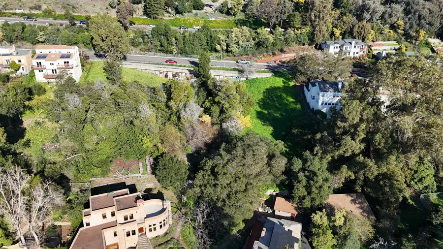 3257 Monterey Blvd., Oakland, CA 94602 - #2