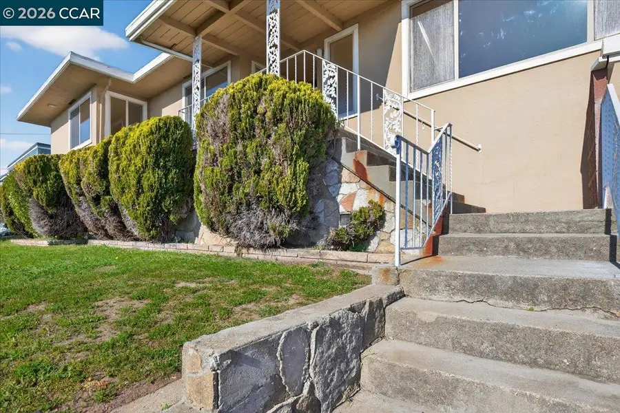 1374 Santa Clara Street, Richmond, CA 94804 - #3