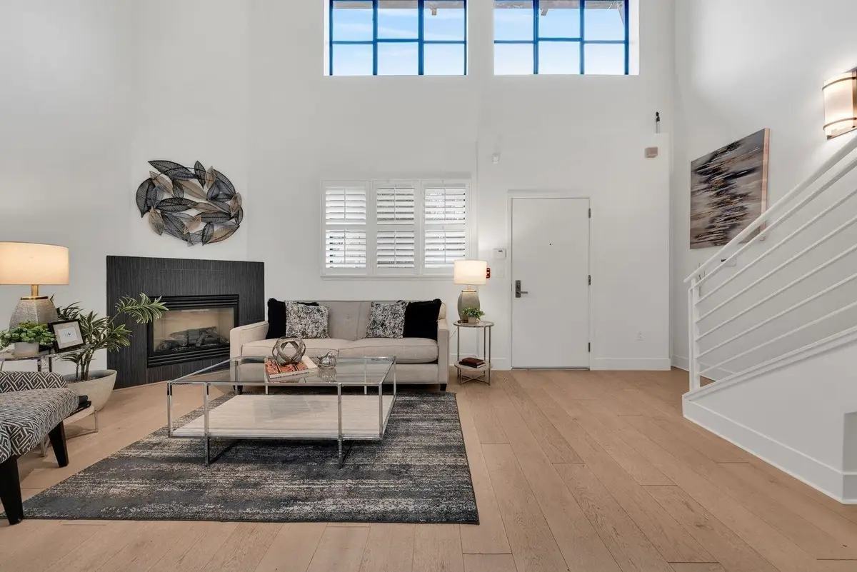 1565 32nd St #APT 2, Oakland, CA 94608 - #1