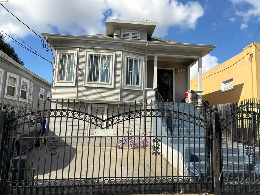2021 Mitchell St, Oakland, CA 94601 - #2