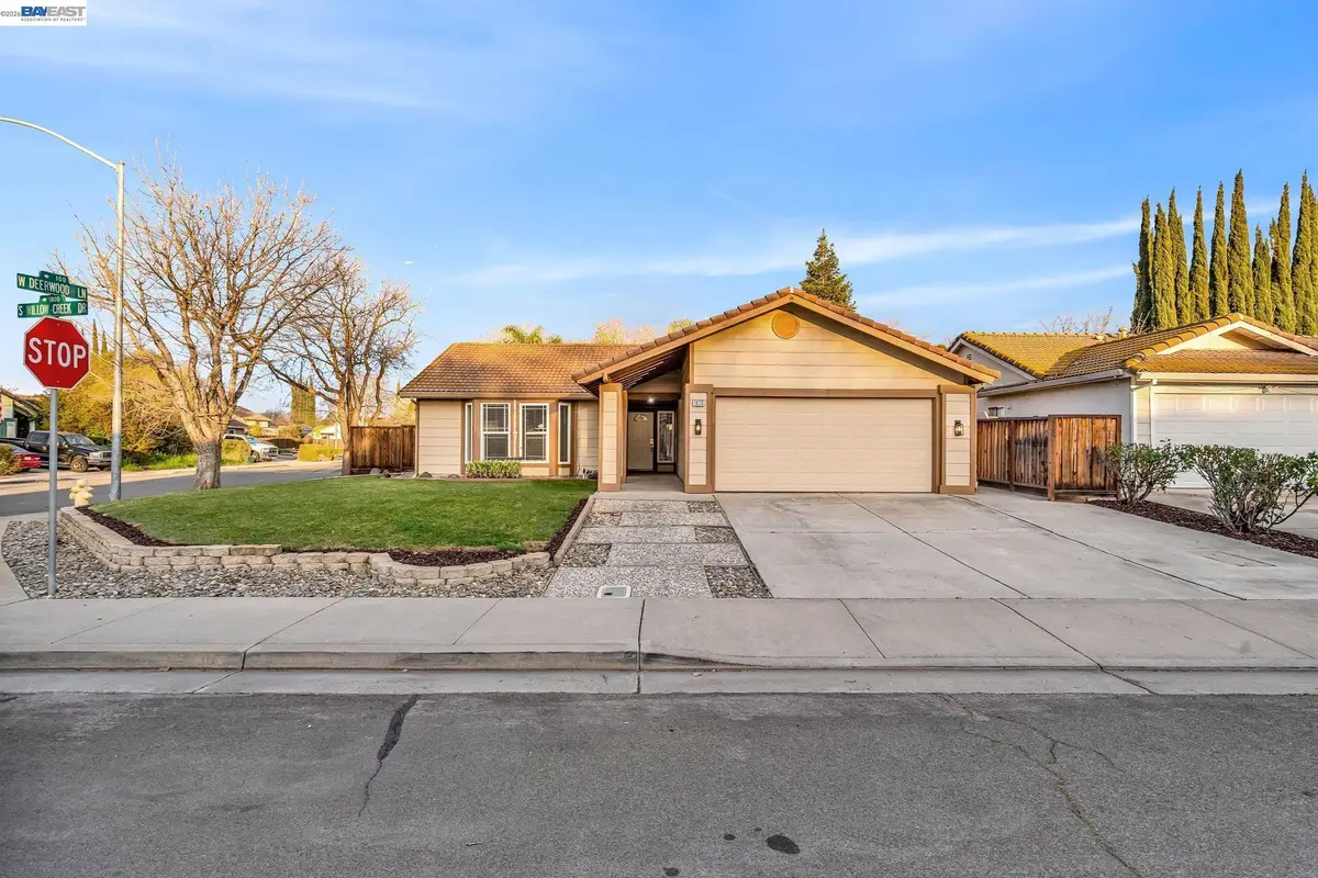 1820 S Willow Creek Drive, Tracy, CA 95376 - #1