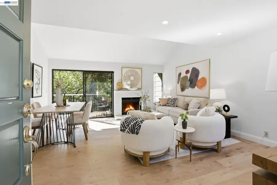 2455 Saint Helena Dr #5, Hayward, CA 94542 - #3