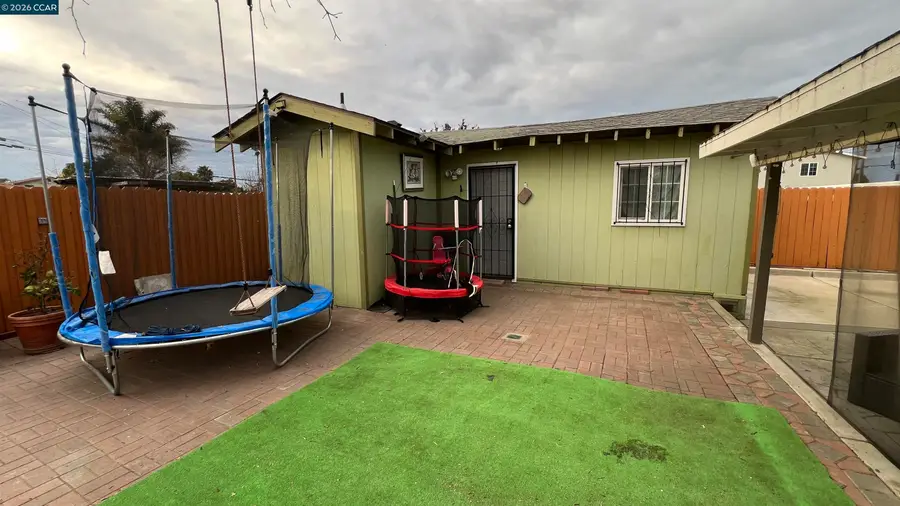 39 Canal Dr., Bay Point, CA 94565 - #2