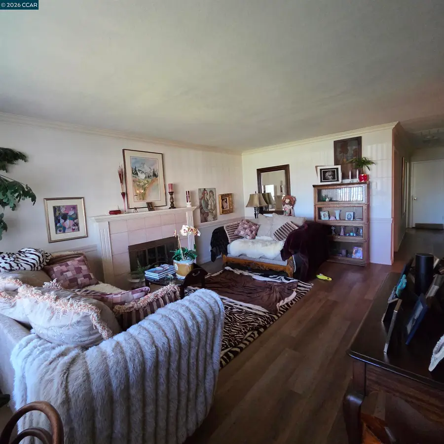 2190 Charlotte Ave, Concord, CA 94518 - #3