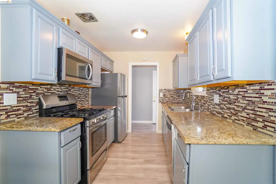 614 Chester Dr, Pittsburg, CA 94565 - #3