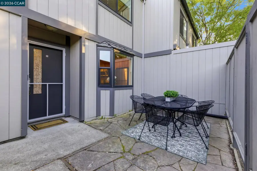 1589 Ashwood Dr., Martinez, CA 94553 - #3