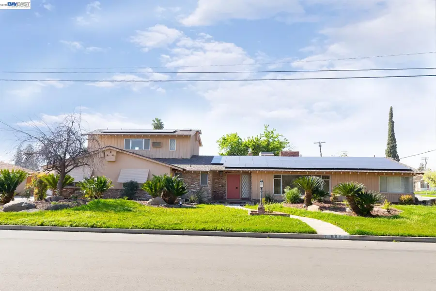 805 Lyon Ave, Sanger, CA 93657 - #2