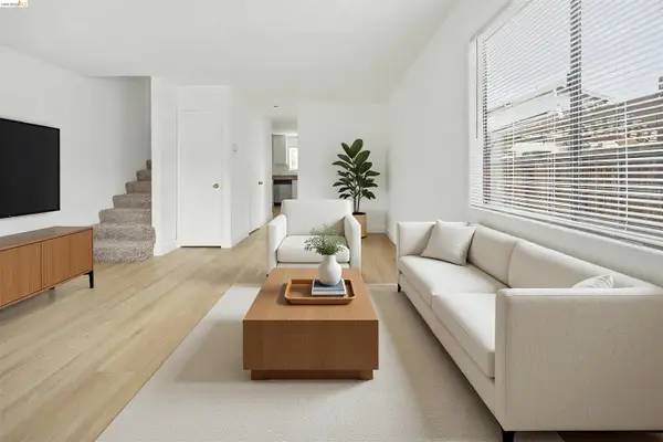 10933 Julius St #D, Oakland, CA 94605