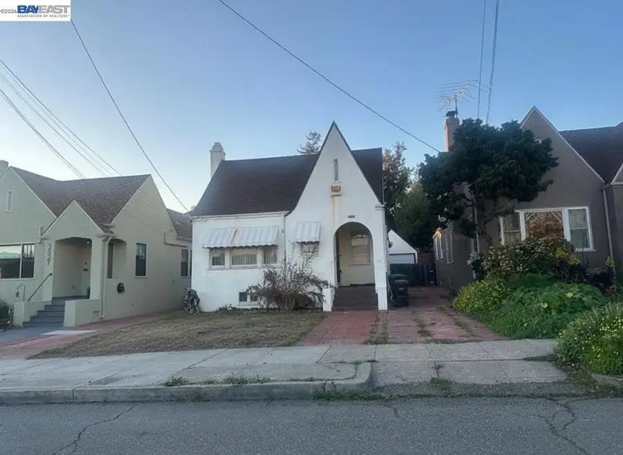 2533 Harrington Ave, Oakland, CA 94601 - #2