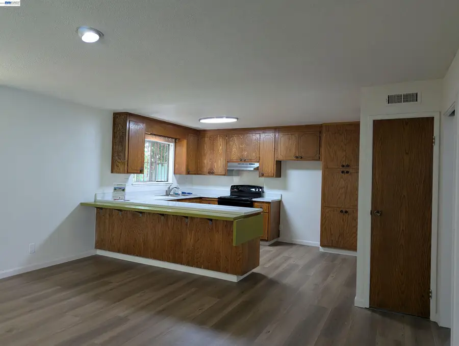 2550 Damuth St, Oakland, CA 94602 - #3