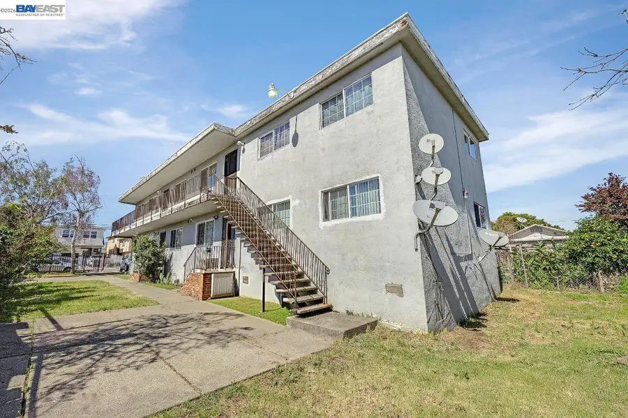 2828 22nd Avenue, Oakland, CA 94606 - #2