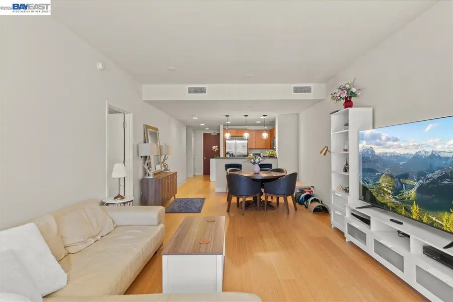 88 E San Fernando St #303, San Jose, CA 95113 - #2