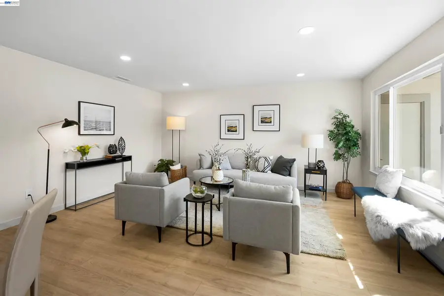 31265 Lily St, Union City, CA 94587 - #2