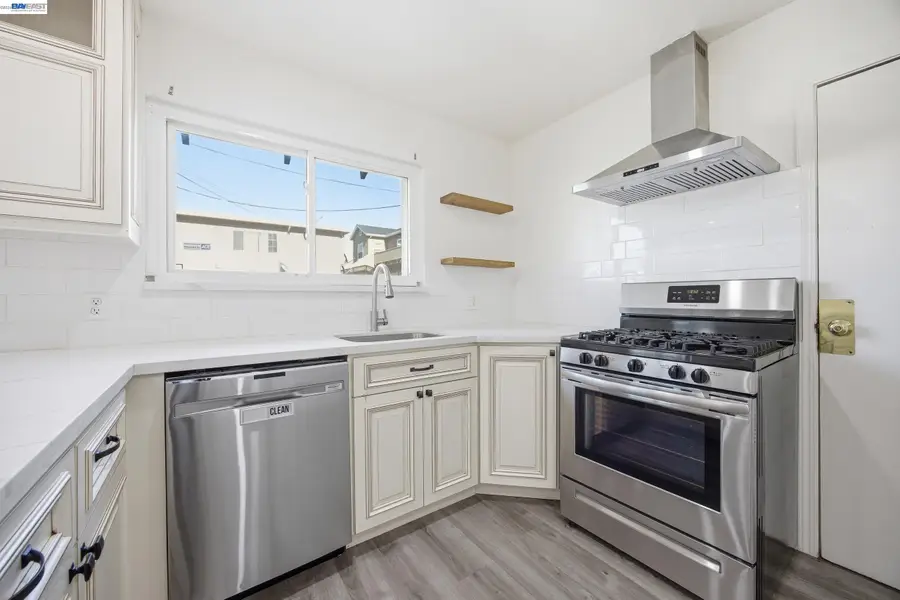 5311 Gray Street, Oakland, CA 94601 - #3