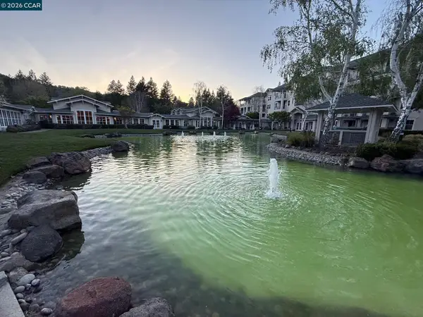 1860 Tice Creek Dr #1442, Walnut Creek, CA 94595