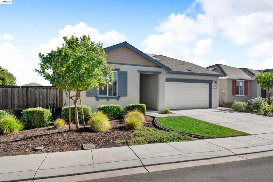 619 Heathridge Street, Manteca, CA 95336 - #3