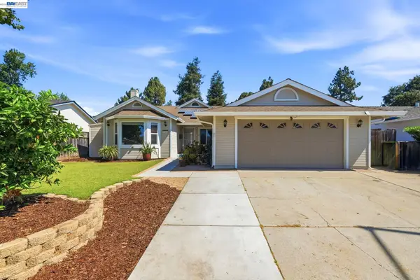 31262 San Andreas Dr, Union City, CA 94587