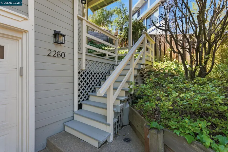 2280 N Crest Ave, Martinez, CA 94553 - #3