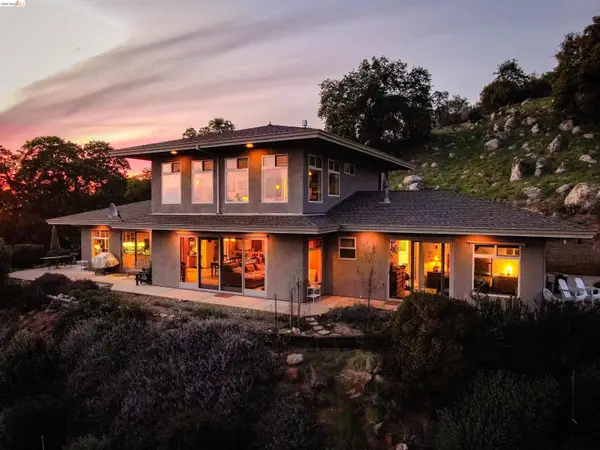 18288 Lambert Lake Road, Sonora, CA 95370