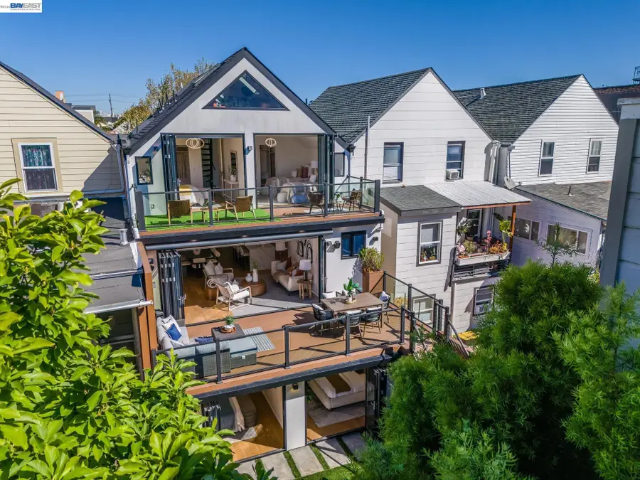 2975 Cesar Chavez St, San Francisco, CA 94110 - #2