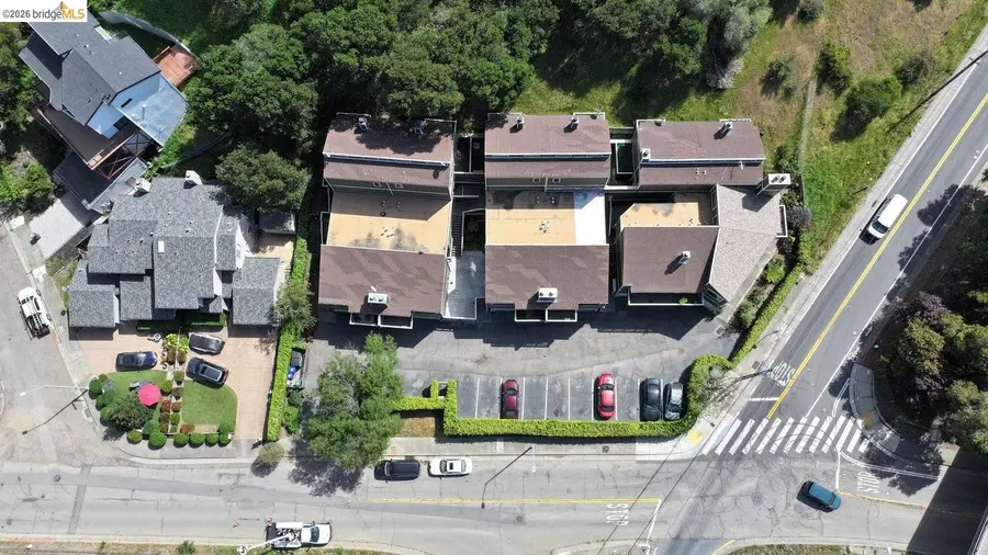 5400 Mountain Blvd #120, Oakland, CA 94619 - #3