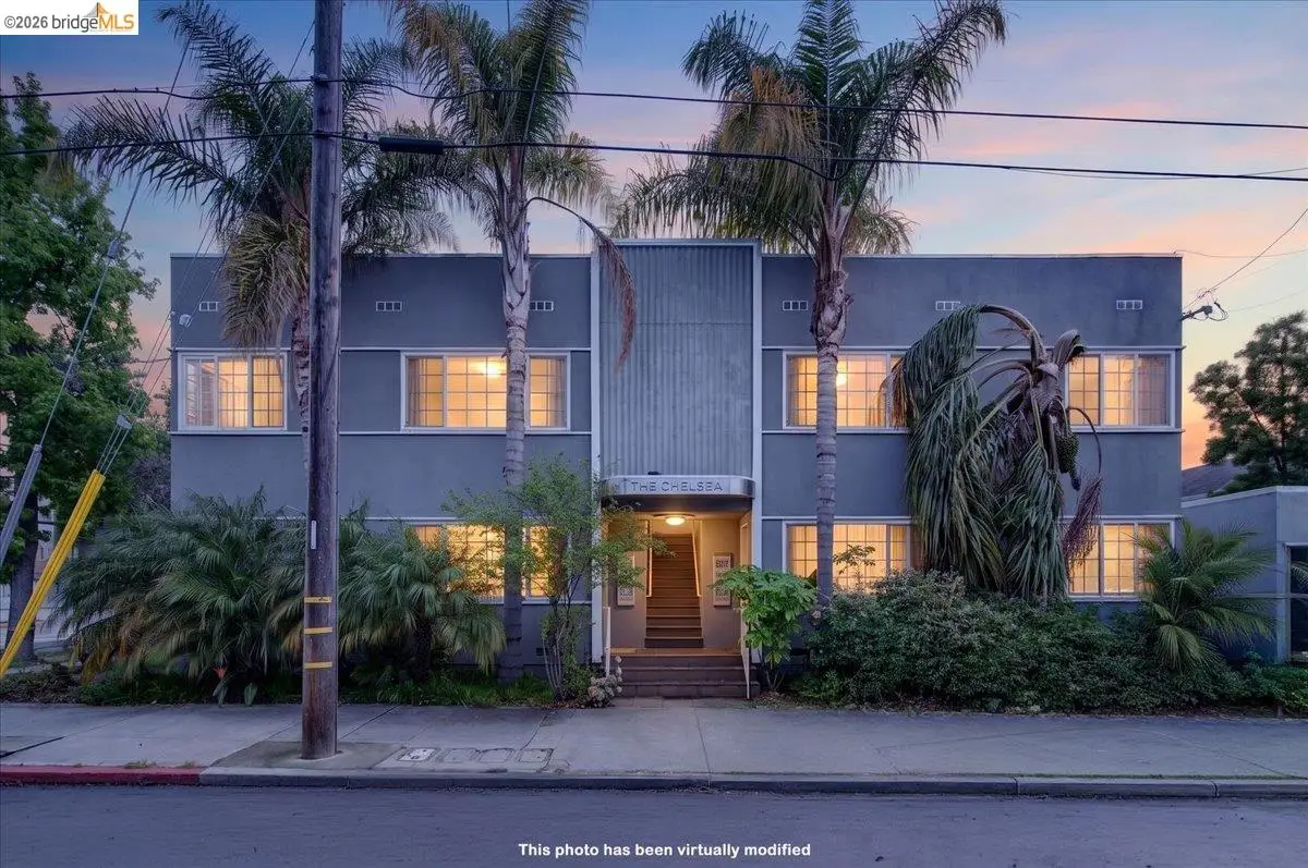 6386 Dana St, Oakland, CA 94609 - #1