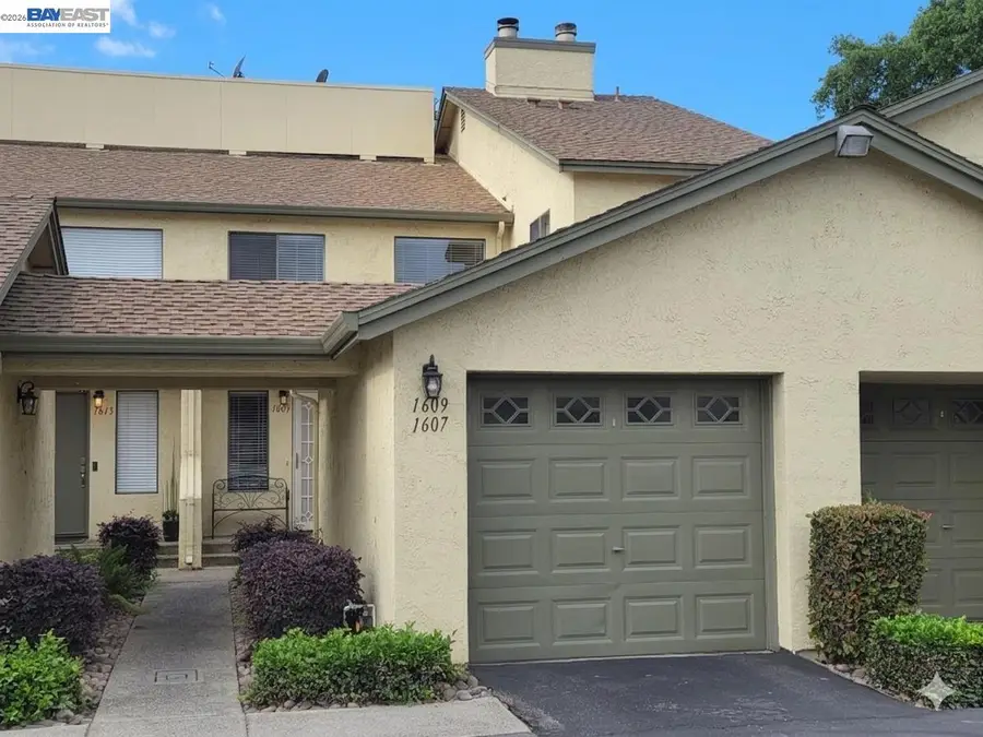 1609 W Swain Rd, Stockton, CA 95207 - #2