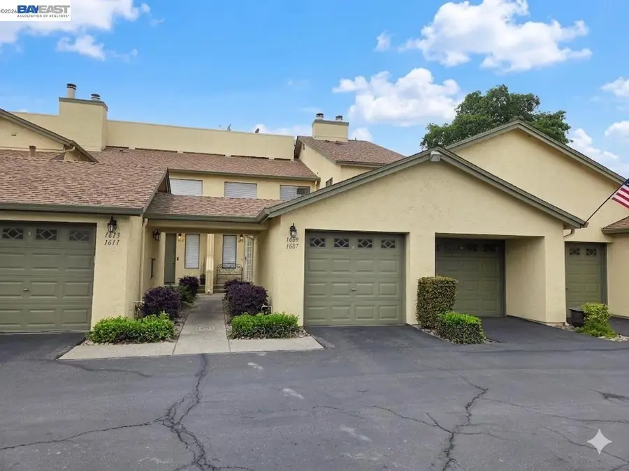 1609 W Swain Rd, Stockton, CA 95207 - #3