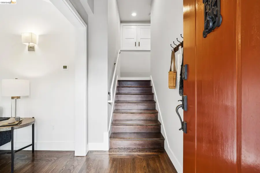 5323 Miles Ave, Oakland, CA 94618 - #2